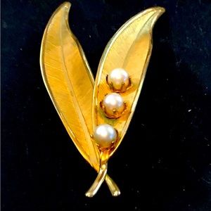 Goldstone Leaf Brooch With Faux Pearls